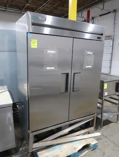 True 2-door stainless refrigerator