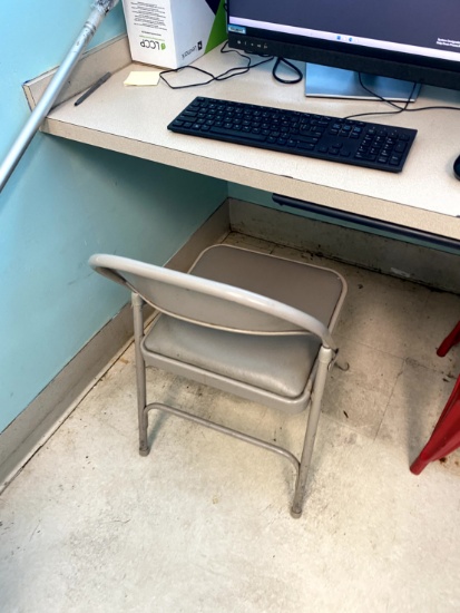 METAL CHAIRS IN OFFICE