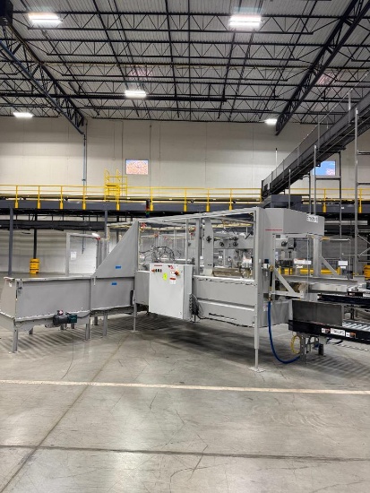 Pearson Packaging case erector, cardboard box builder