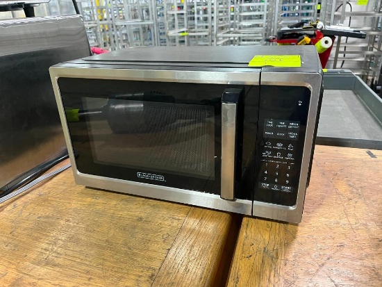 Black & Decker microwave oven