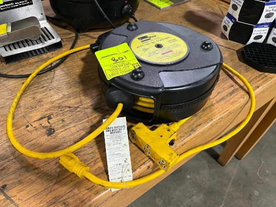 Luna Pro 40' tri tap cord reel