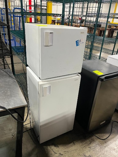 Sanyo refrigerators- countertop & undercounter