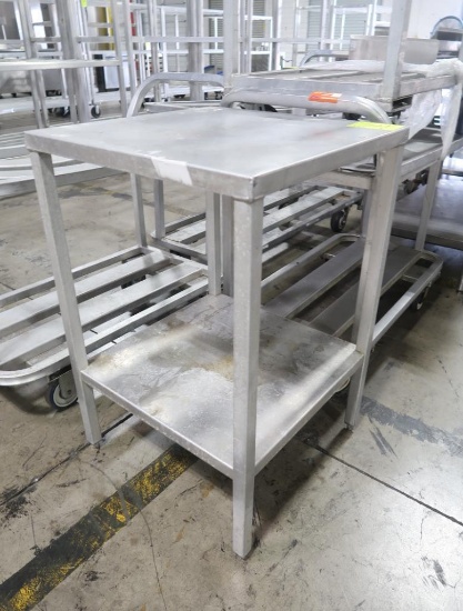 aluminum table w/ undershelf