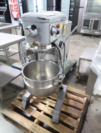Hobart 30 qt mixer w/ bowl & guard