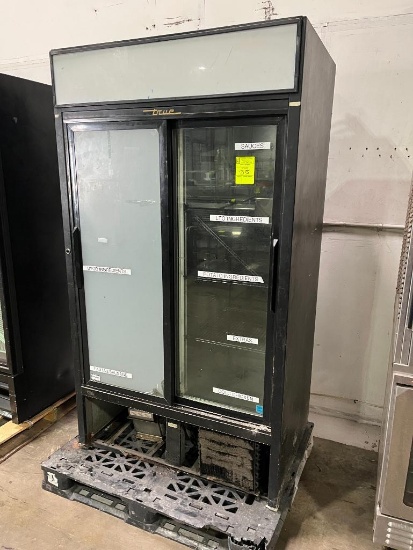 True 2-glass door refrigerated merchandiser