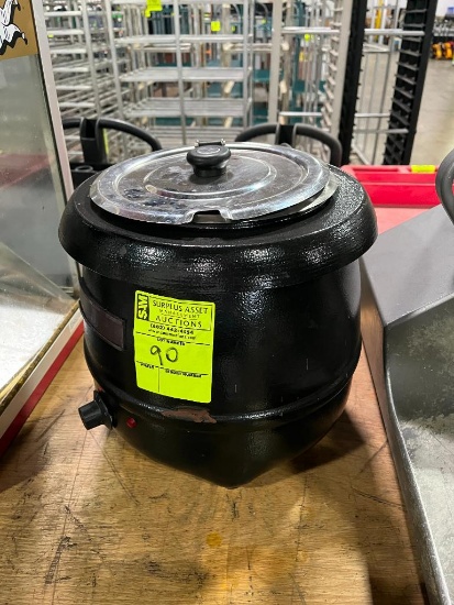 Winco electric soup warmer