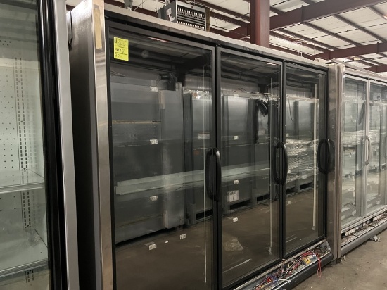 HUSSMANN LOW TEMP REACH IN (INCLUDES BOTH ENDS) ELECTRIC DEFROST