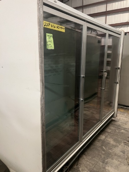KYSOR WARREN CASE, INCLUDES BOTH ENDS - ELECTRIC DEFROST