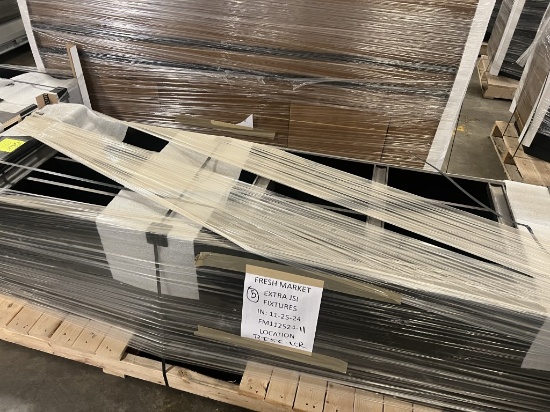 24 SLOT WINE CASE / PICTURE IS FOR REFRENCE, CASES ARE NEW