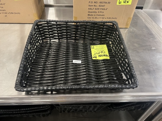 HUBERT BLACK PLASTIC TAPERED PRODUCE BASKETS