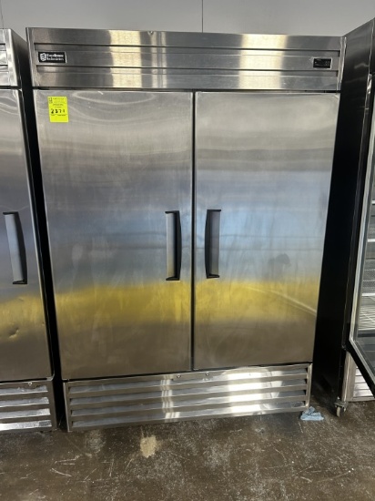 EXCELLENCE INDUSTRIES TWO DOOR SELF CONTAINED COOLER