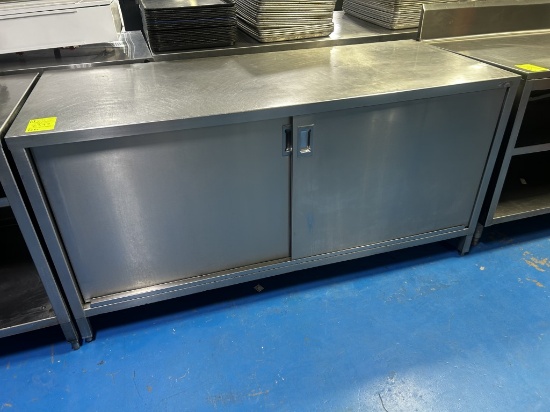 6 FT STAINLESS STEEL TABLE WITH UNDERCOUNTER STORAGE