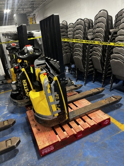 HYSTER ELECTRIC PALLET JACK