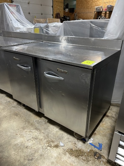 TRAULSEN SELF CONTAINED 4FT WORKTOP REFRIGERATOR