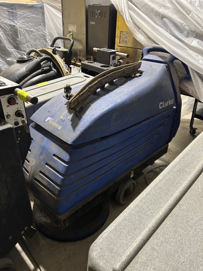 CLARKE FUSION FLOOR SCRUBBER