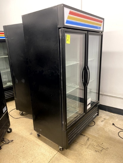 TRUE GDM-43-HC-TSL01 GLASS DOOR COOLER