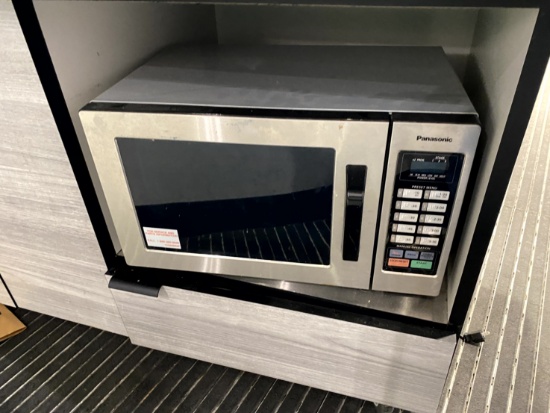 PANASONIC COMMERCIAL MICROWAVE