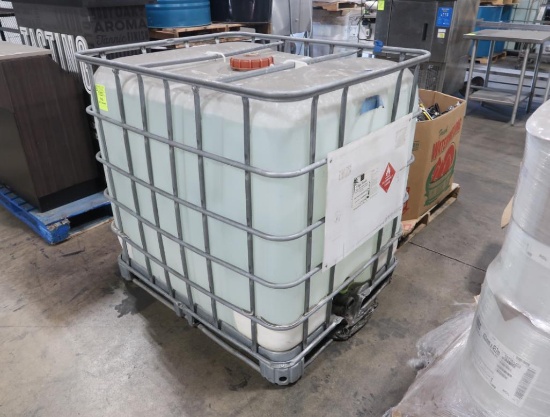 cube stackable liquid container w/ steel frame