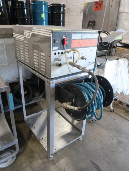 Hotsy cold water pressure washer