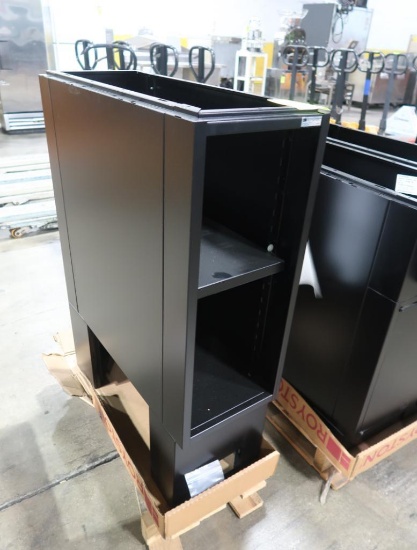 Royston steel cabinet, missing top