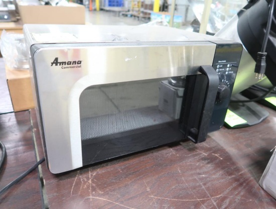 Amana commercial microwave