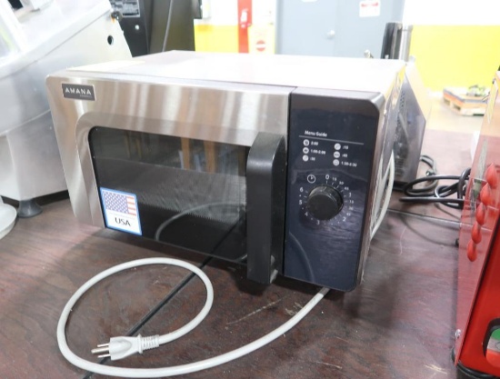 Amana commercial microwave