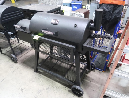 Oklahoma Joe's off set smoker