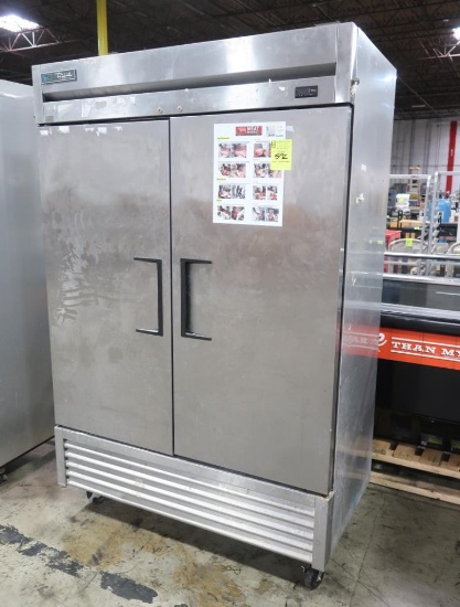 True 2-stainless door refrigerator