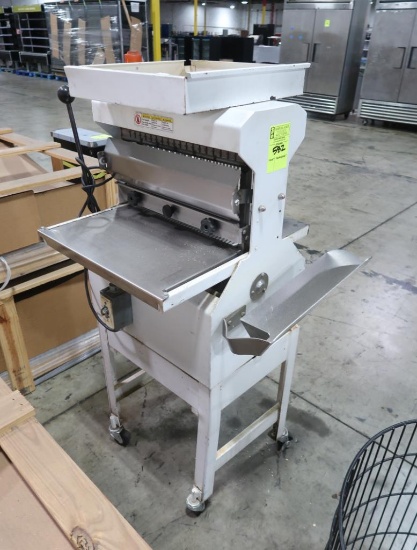Oliver bread slicer