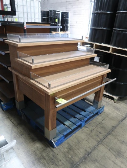 3-step merchandiser w/ solid oak top