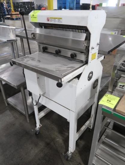 Oliver bread slicer