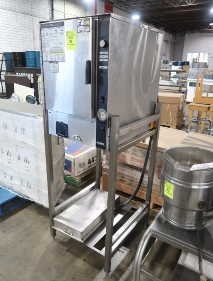 Groen Vortex 100 steamer on stand