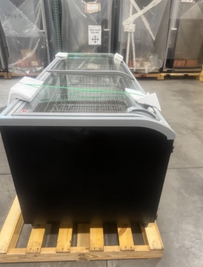 PARIS 210 (U) NAM1 SELF CONTAINED CHEST FREEZER