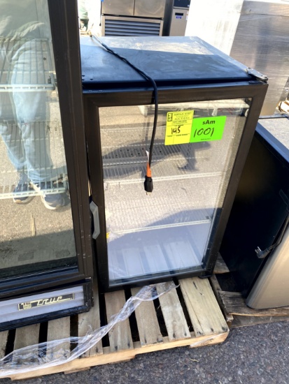 QBD GLASS DOOR COOLER