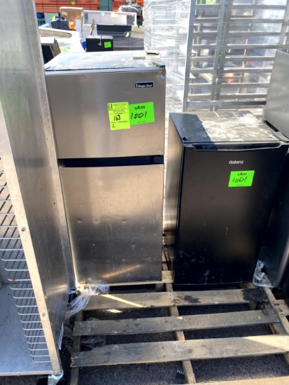 PALLET WITH TWO MINI FRIDGES