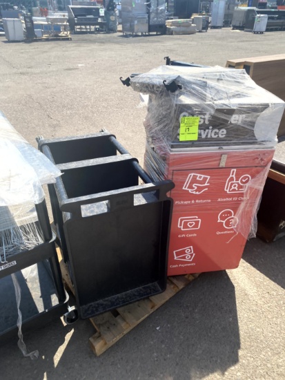PALLET WITH CART AND PODIUM