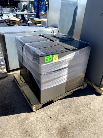 PALLET OF 4 ASSORTED MINI FRIDGES