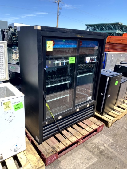 TRUE SLIDING DOOR COOLER