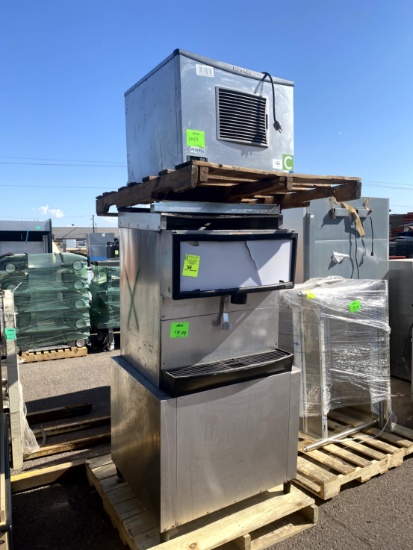 SCOTSMAN ICE MAKER WITH BIN