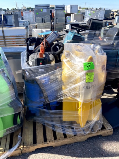 Pallet Of Bathroom Cleaning Items