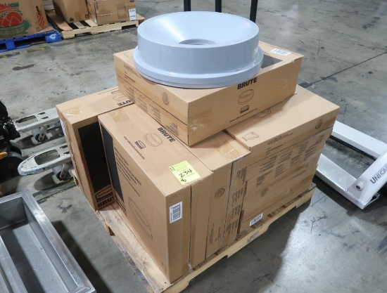 Rubbermaid Brute trash bin tops