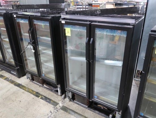 True 2-glass door merchandiser