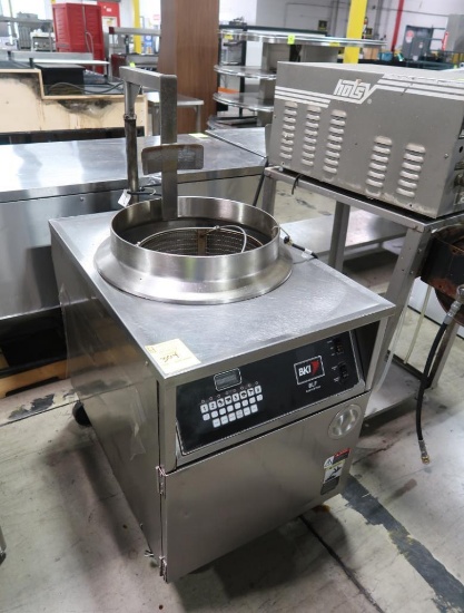 BKI by BLF Auto-Lift Fryer