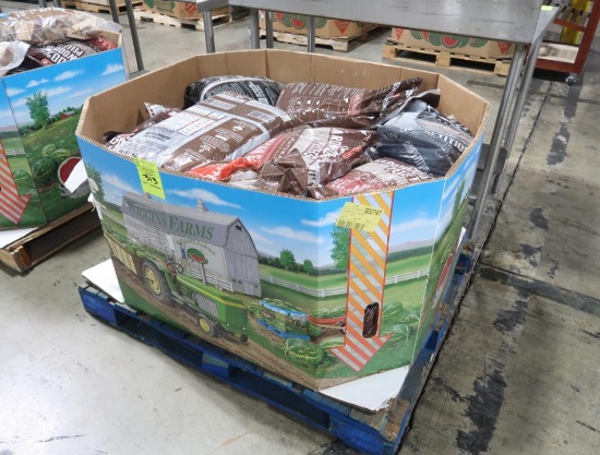 crate of hardwood blend smoking pellets
