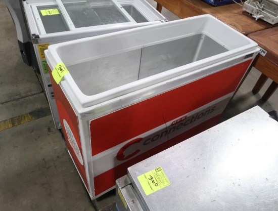 Arctic Star refrigerated merchandiser