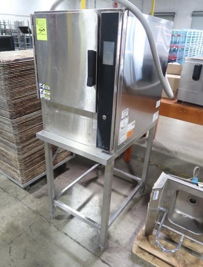 Groen boilerless steamer on stand