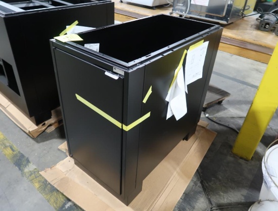 Royston steel cabinet, missing top