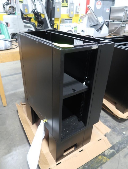 Royston steel cabinet, missing top
