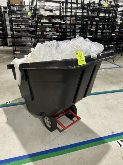 RUBBERMAID 25IN X 55IN PLASTIC TRASH HOPPER