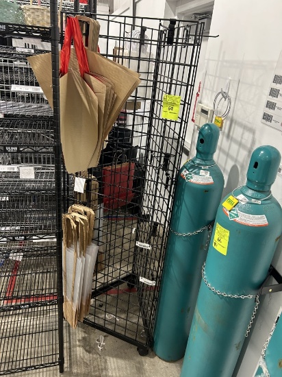 Triangular Portable Grid Merchandiser